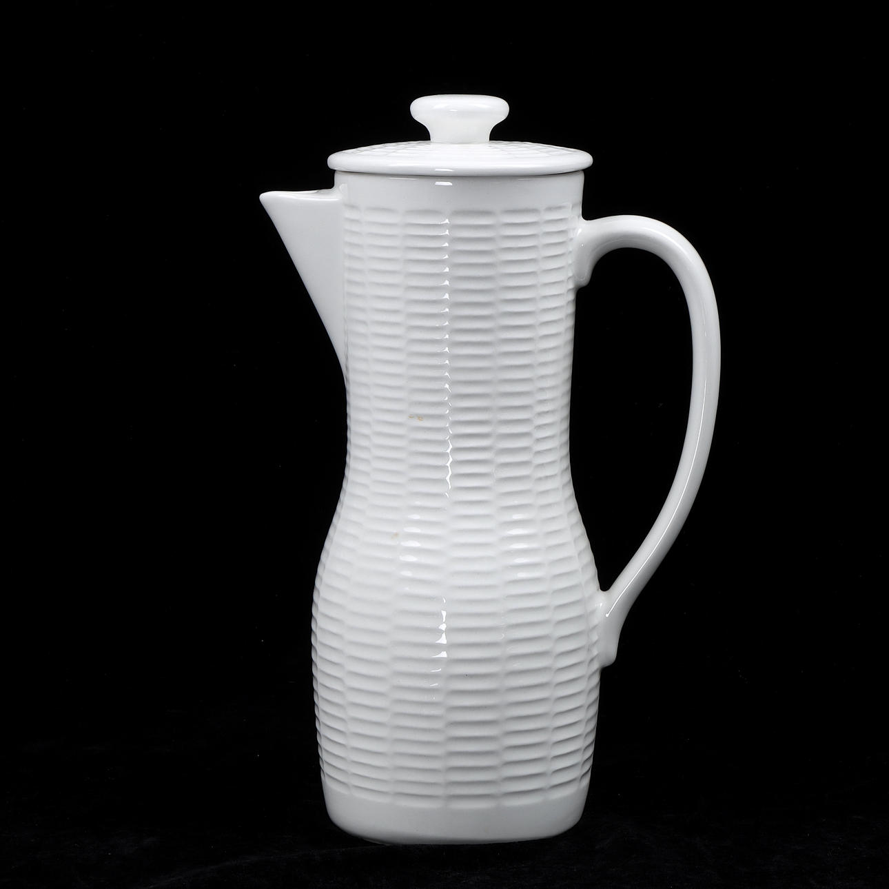 HERTHA BENGTSON. A coffee pot, “Ceylon”, Rörstrand, 1980s.