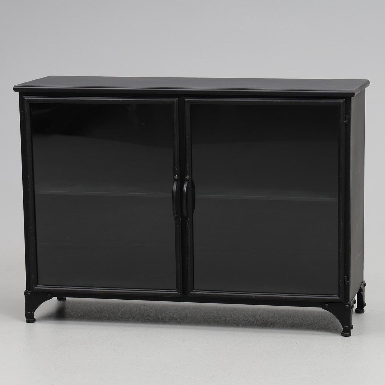 SKÅP/SIDEBOARD, "Downtown", av Nordal, Danmark.