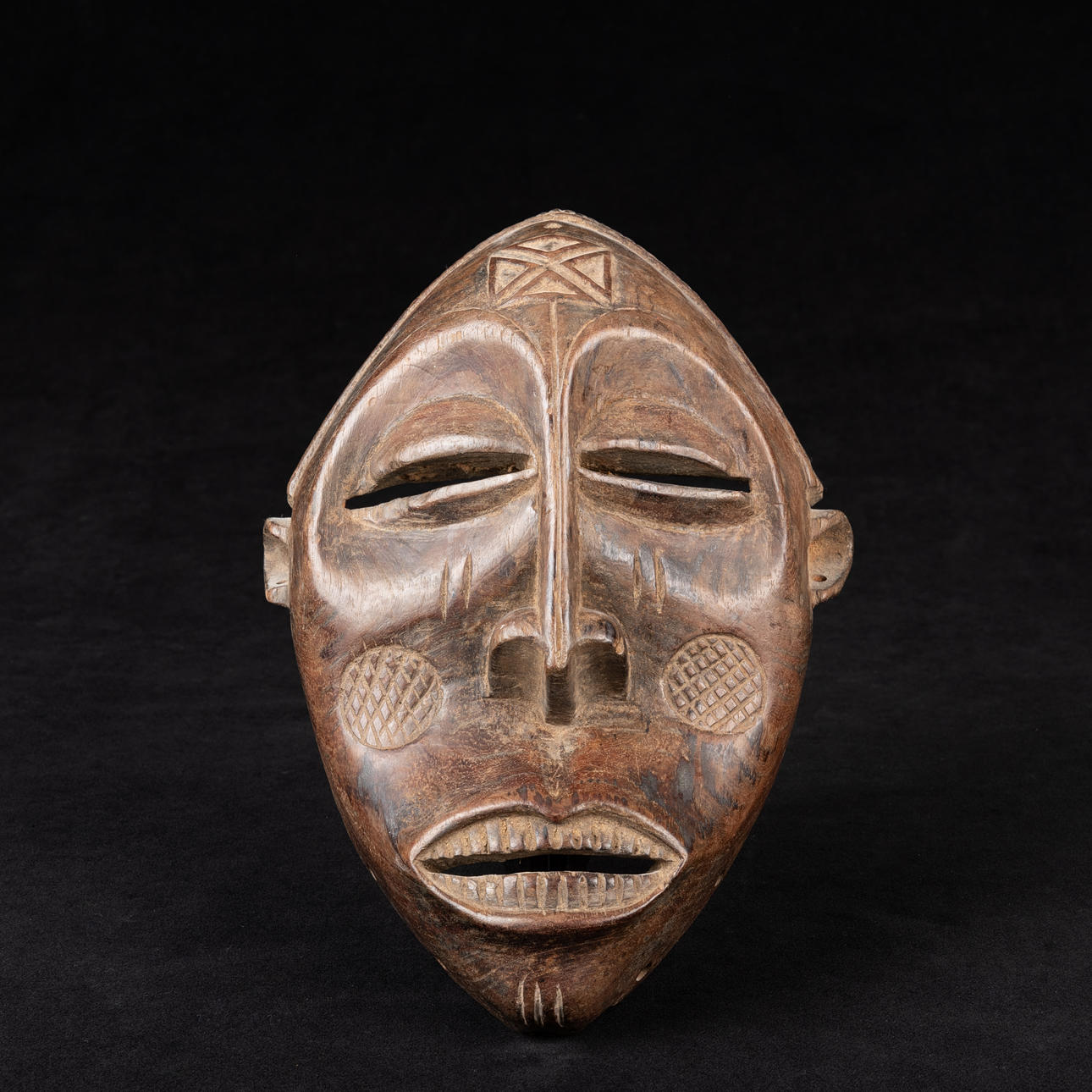 MASKE, Holz, Chokwe, Angola.