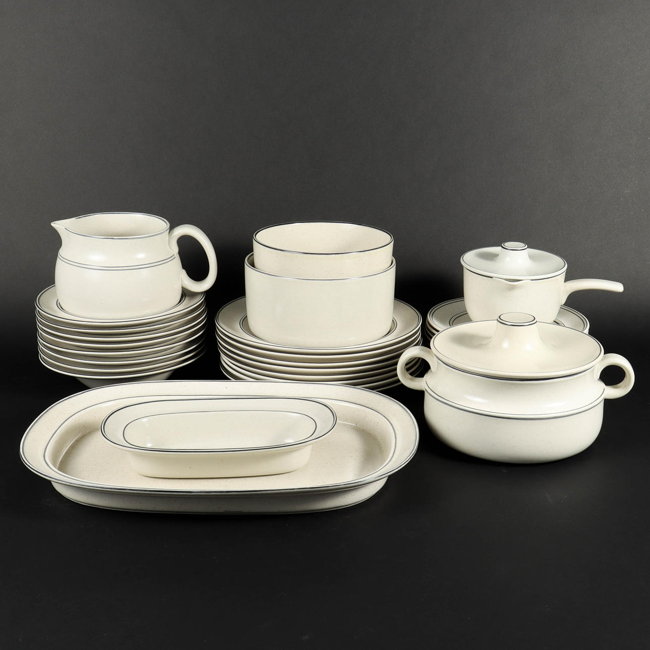 STIG LINDBERG. Matservis, Gustavsberg Birka.