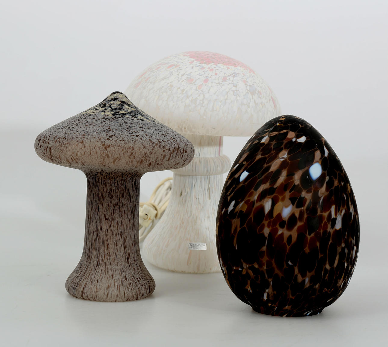 SVAMPAR OCH ÄGG, glas, 3 delar, Boda och Kosta Koda.