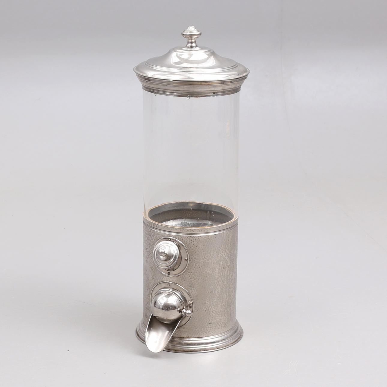 Kaffebeholder til bønner, metal og glas, 20. århundrede.