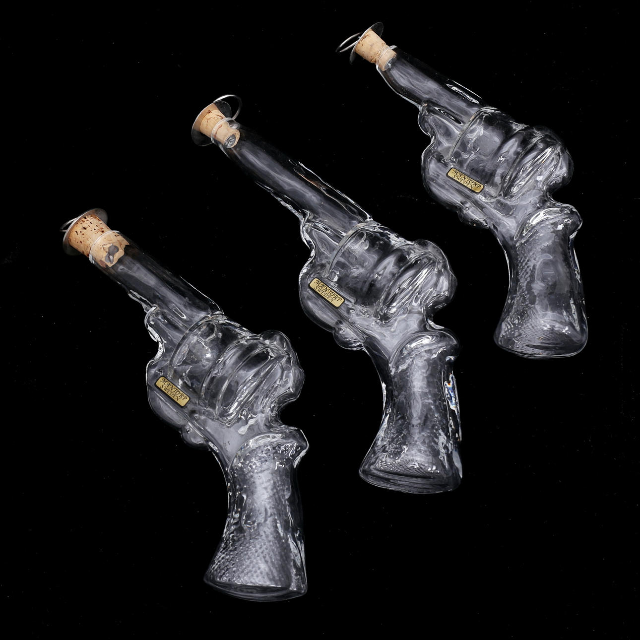 PLUNTOR, 3 st, glas, pistoler, Mantorp Sweden.