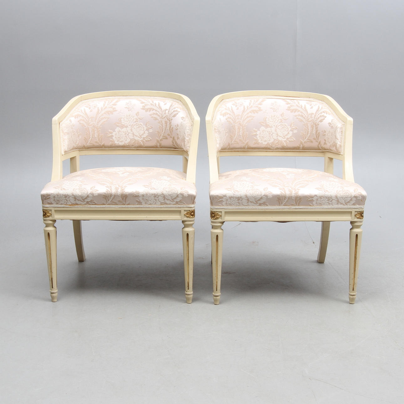 BALJFÅTÖLJER, 1 par, gustaviansk stil, 1900-tal.