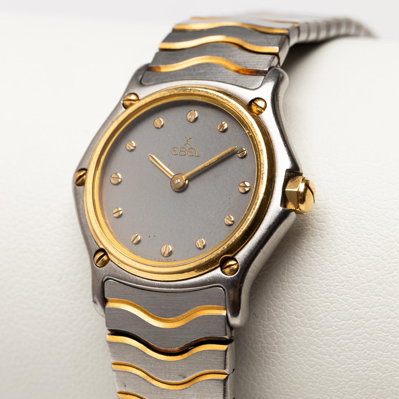 EBEL, wristwatch, Classic Wawe, quartz.