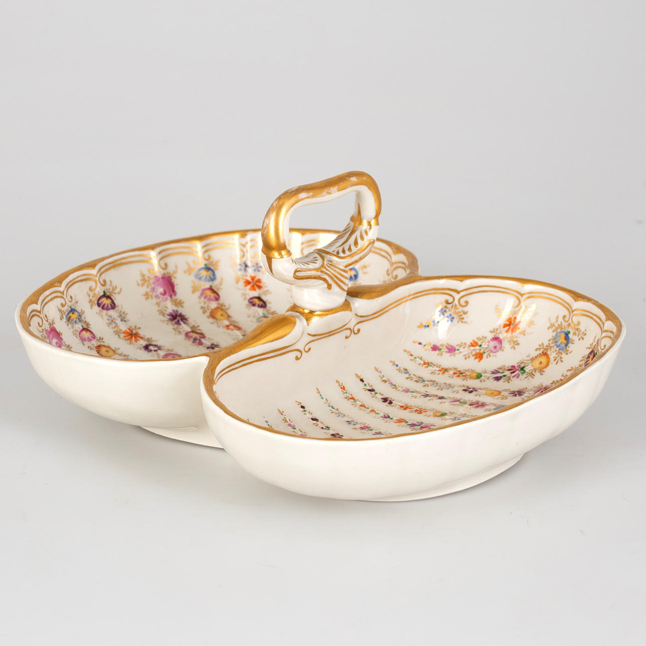 SCHUMANN. Cabaret mit feiner Blumenmalerei, Berlin, um 1840.