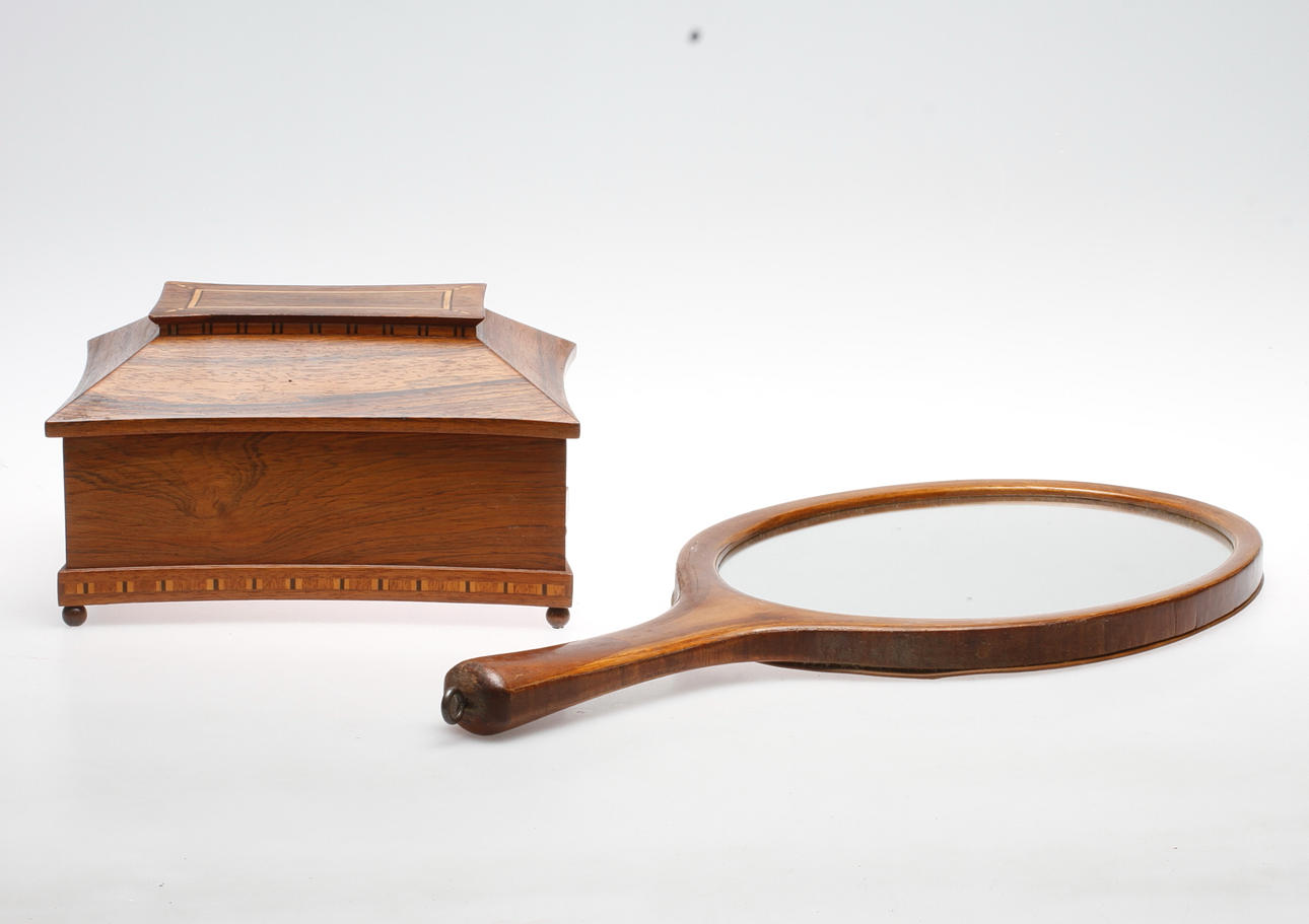 SMYCKESSKRIN och HANDSPEGEL, 1900-tal.