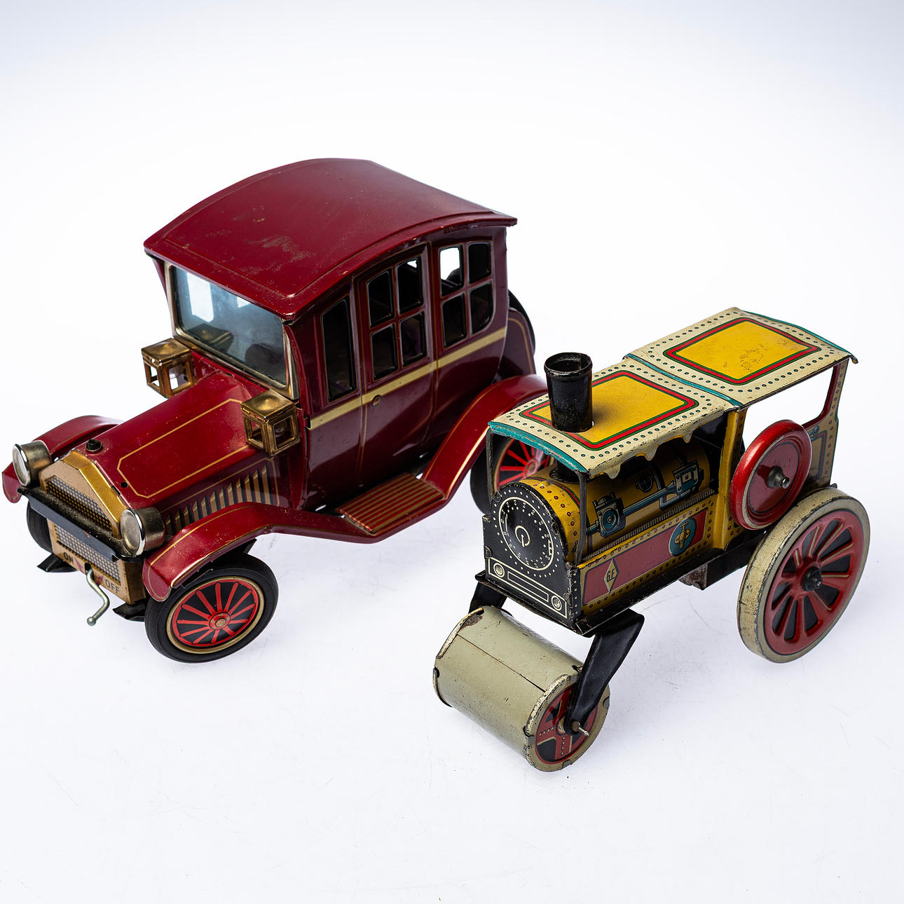 METALLSPIELZEUG, 2 Stück b.la Technofix mit Federantrieb.