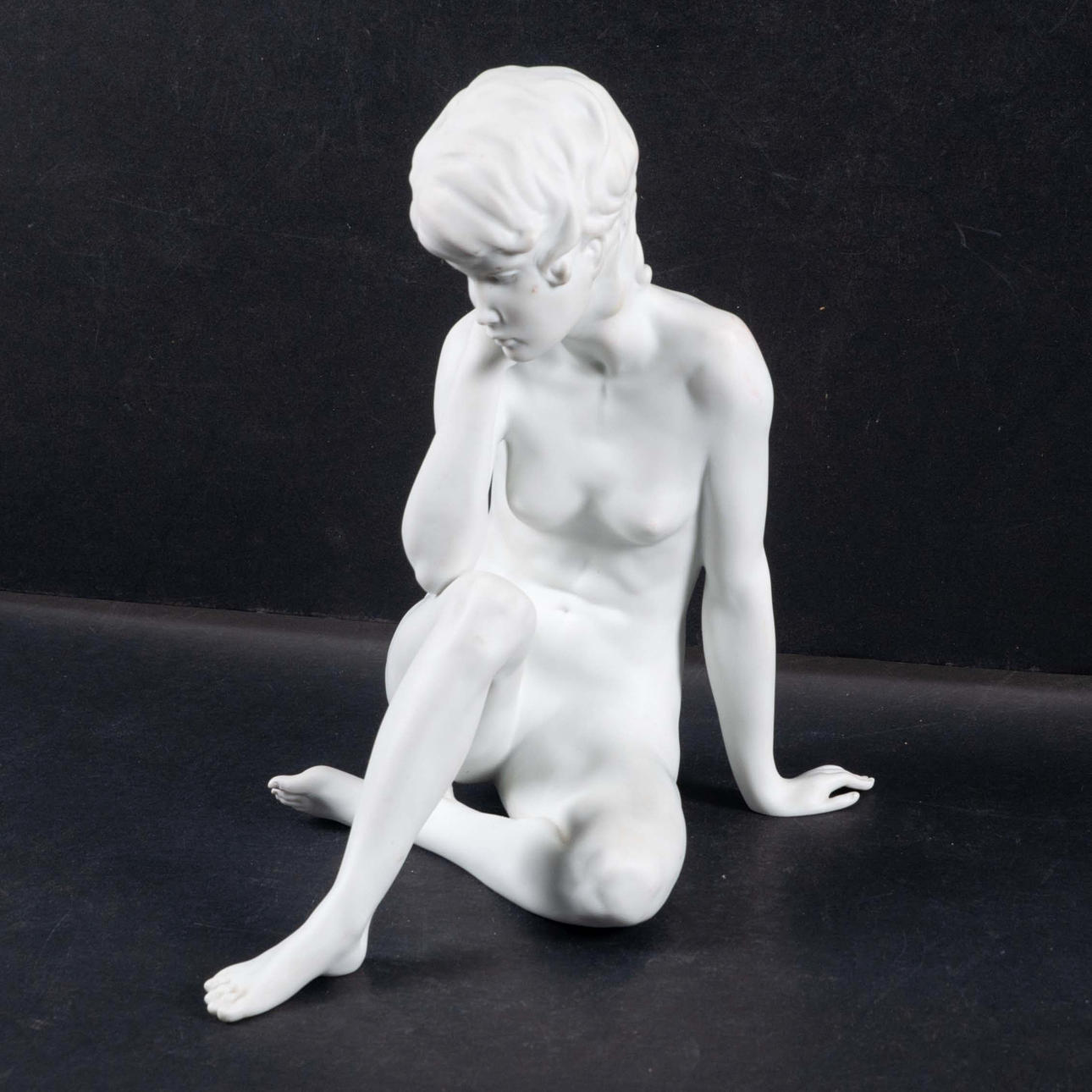 SCULPTURE, woman, Kaiser.