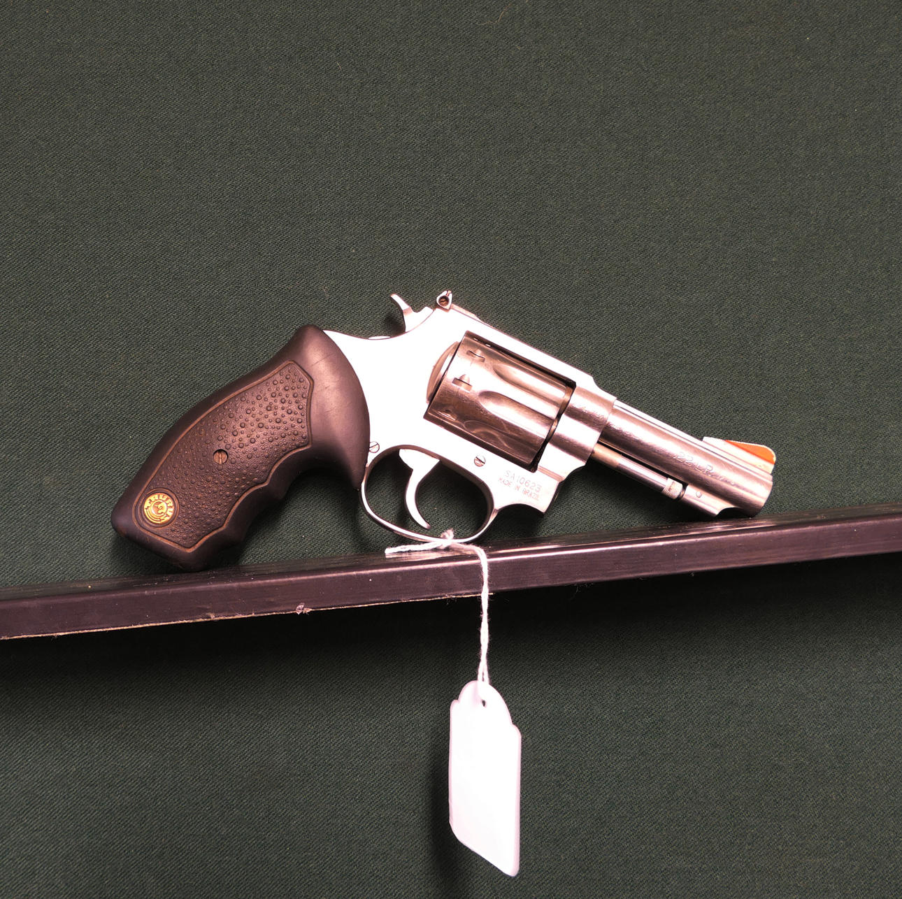 TAURUS. 94 .22 SA10623 SE2178181.