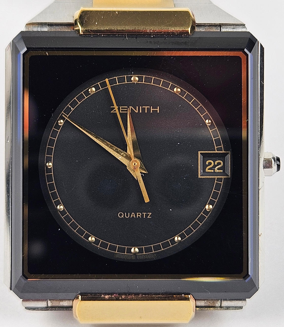 ZENITH. Wrist watch.