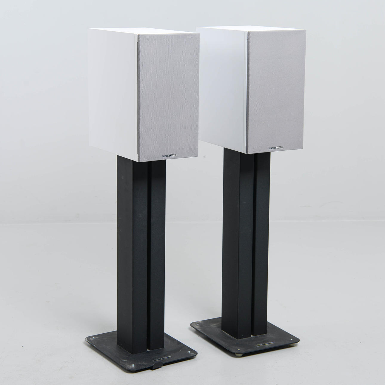 2 STATIVLAUTSPRECHER, Bowers & Wilkins 685 S2.