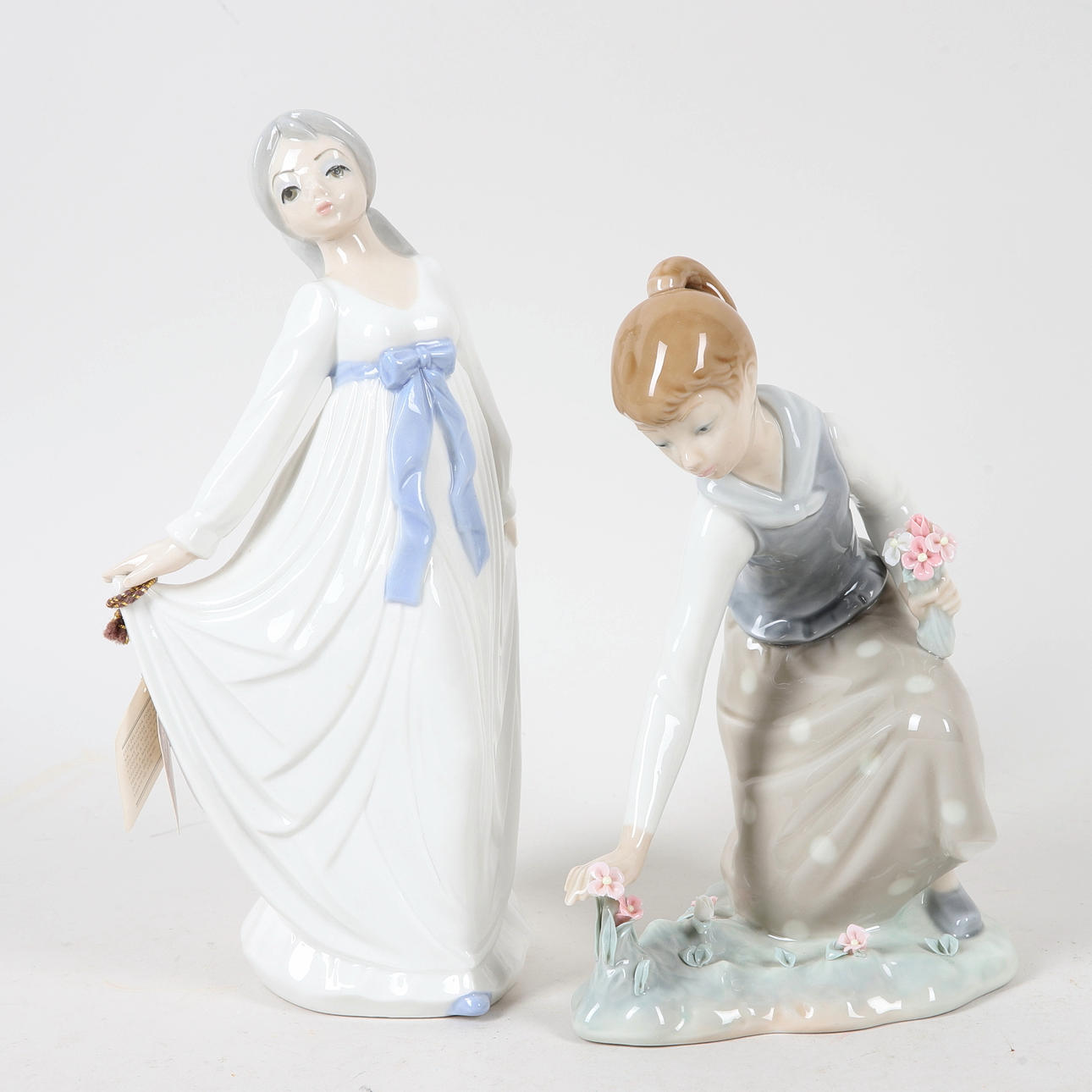 Two porcelain figurines, Lladro and Tengra, Spain.