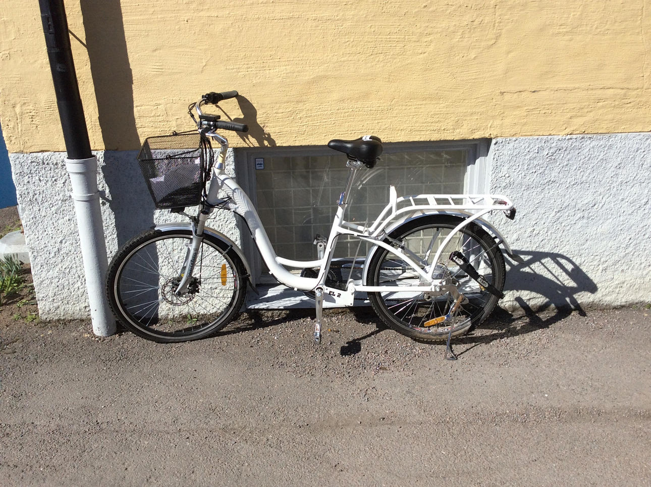 Cykel, el, Neco, vit.