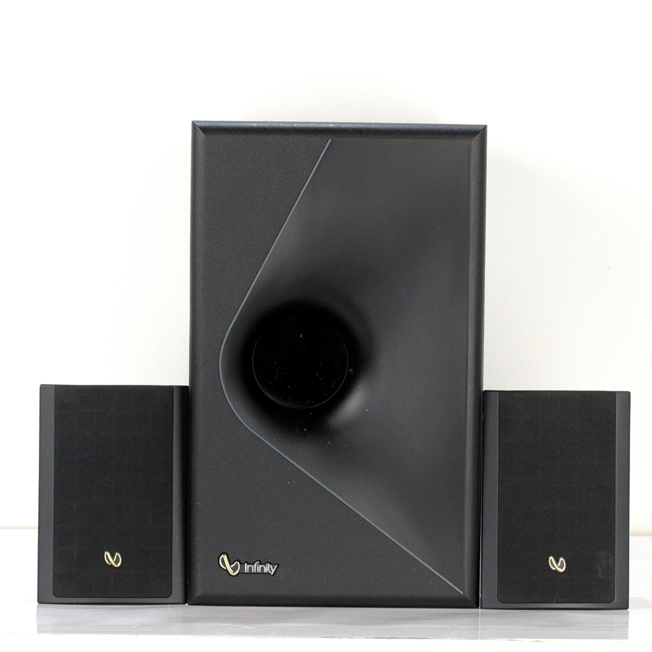 ALTAVOZ Y SUBWOOFER, 3 piezas, Infinity.
