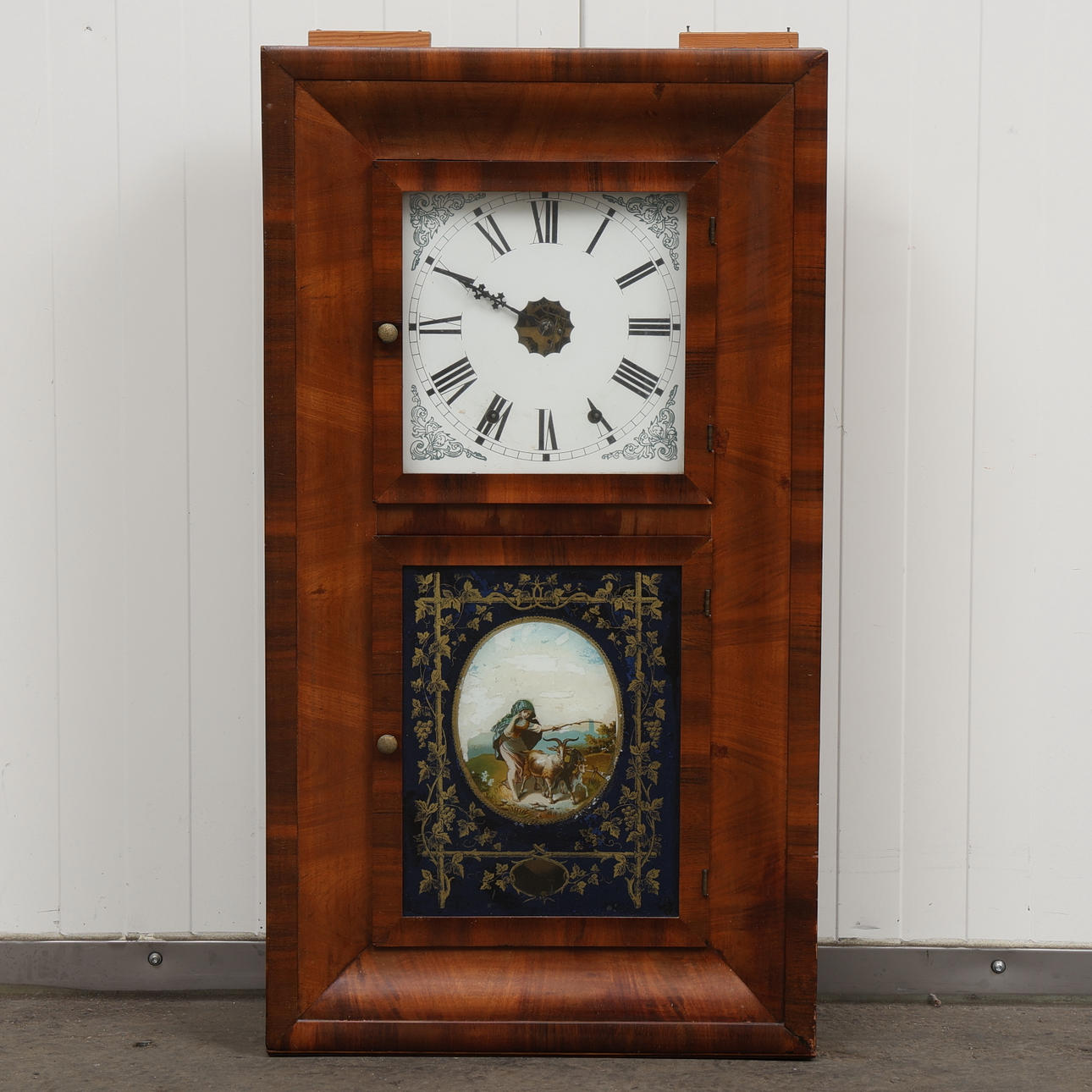 VÄGGUR, s.k Amerikaur, 1900-tal.