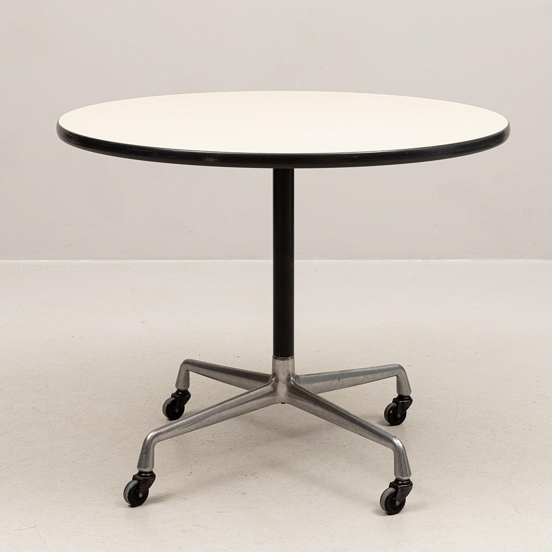 Table from the series “Action Office”, Herman Miller.