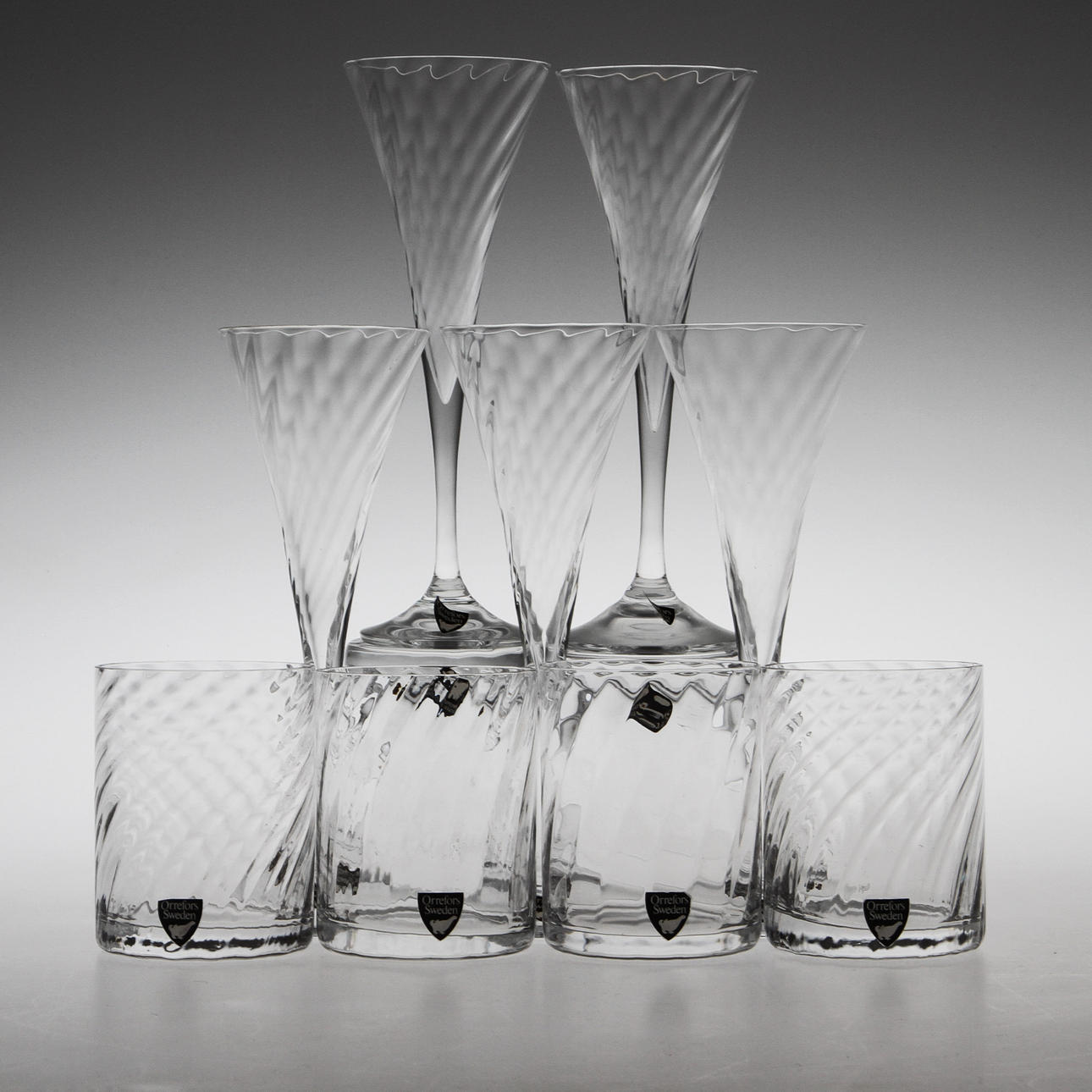 GLASSERVISDELAR, 22 st, glas, "Helena" Gunnar Cyrén för Orrefors.