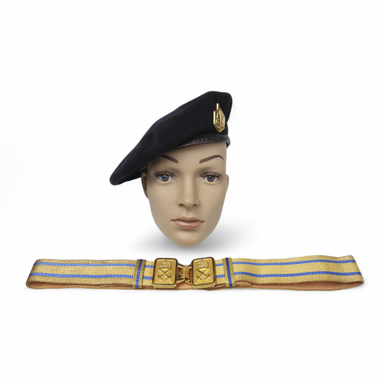 BASKER & PARADSKÄRP, m/60 Pansar.