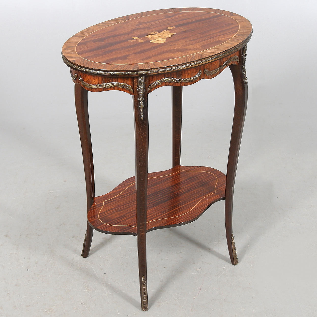 SIDOBORD, rokokostil, 1900-talets mitt.