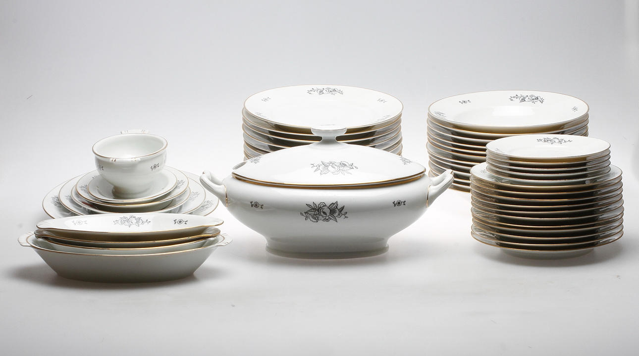 SERVISDELAR, 62 delar, porslin, Lidköping, 1900-tal.