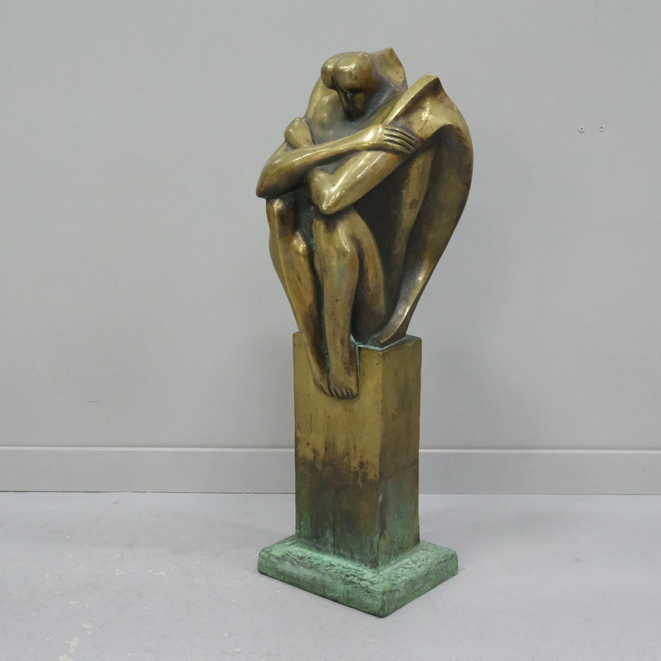 JUSTAS MICKEVIČIUS. SCULPTURE, SEATED FIGURE.
