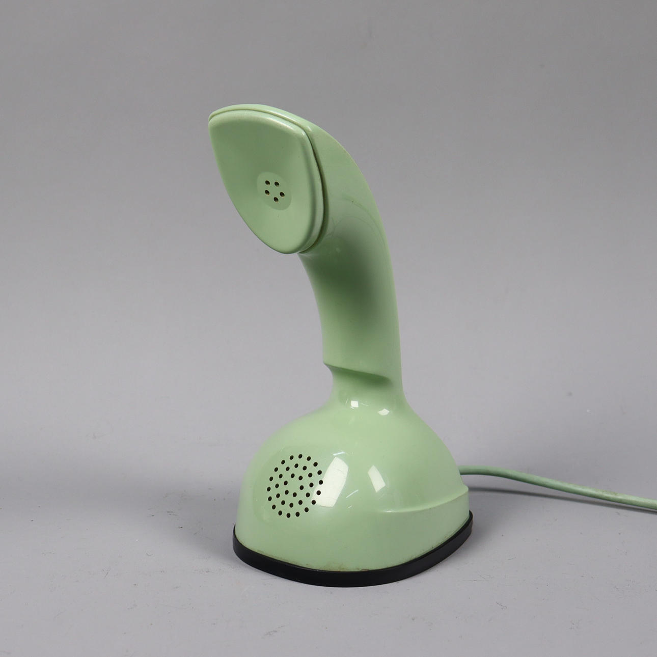 LM Ericsson, ”Ericophone”, kobra-puhelin, mintunvihreä.