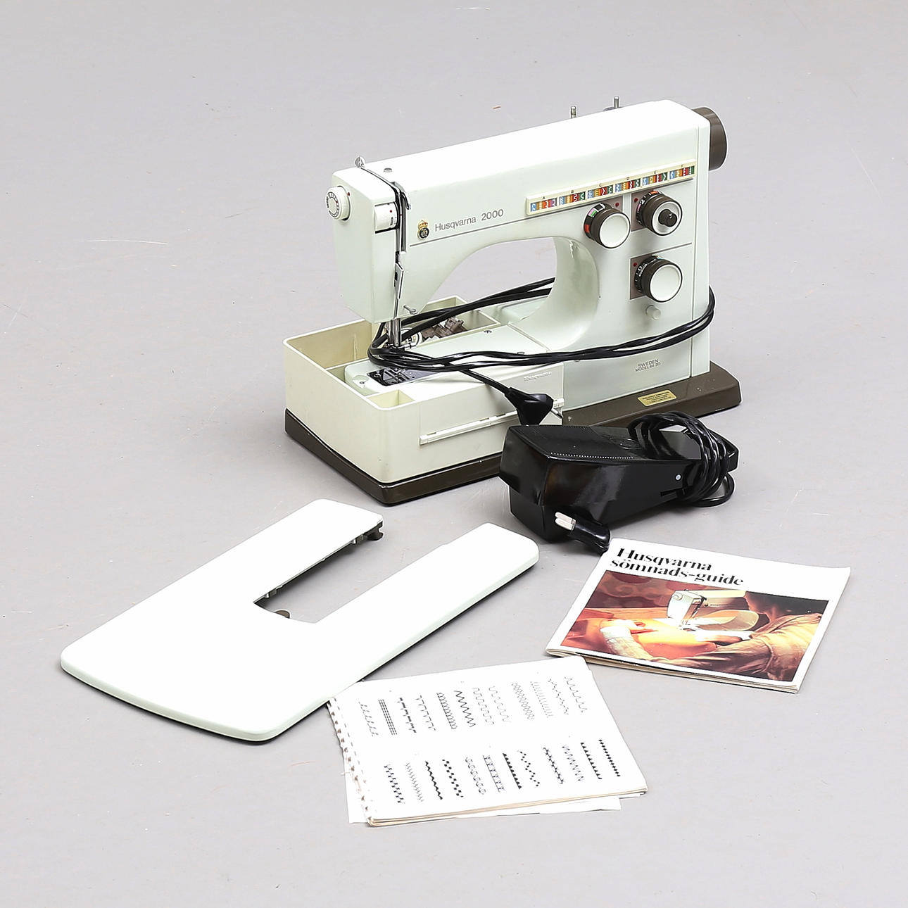 OMPELUKONE, Husqvarna 2000.