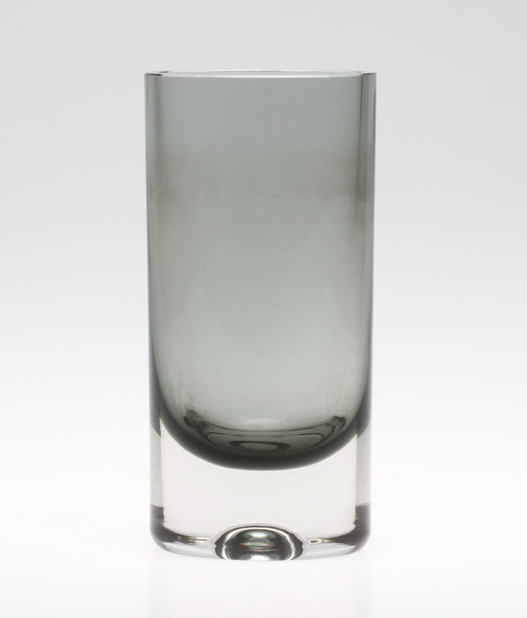 VAS, Kaj Frank, Nuutajärvi Notsjö. Signerad och daterad -65.