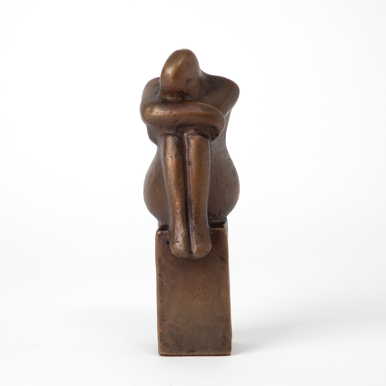 LISA LARSON. «El pensador».