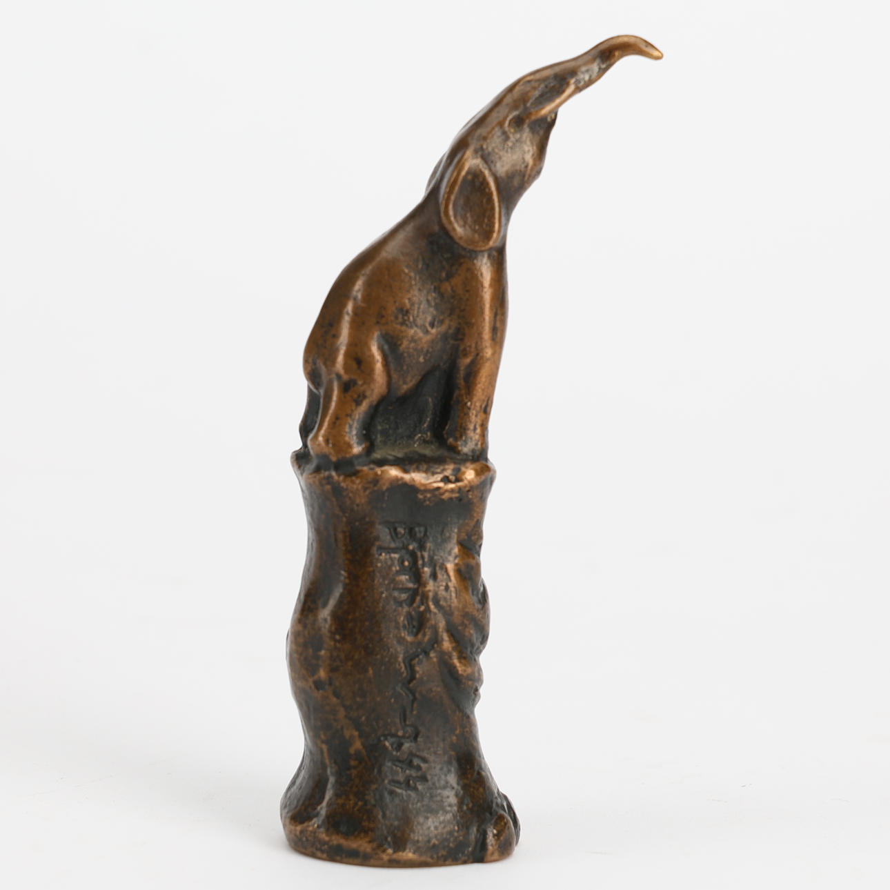 BJÖRN WENNERBERG. Seal, elephant, bronze, model no. II, numbered 1/3.