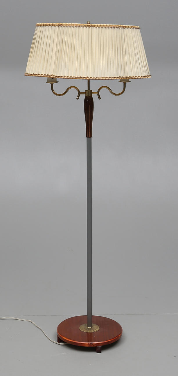 GOLVLAMPA, 1900-talets andra del.