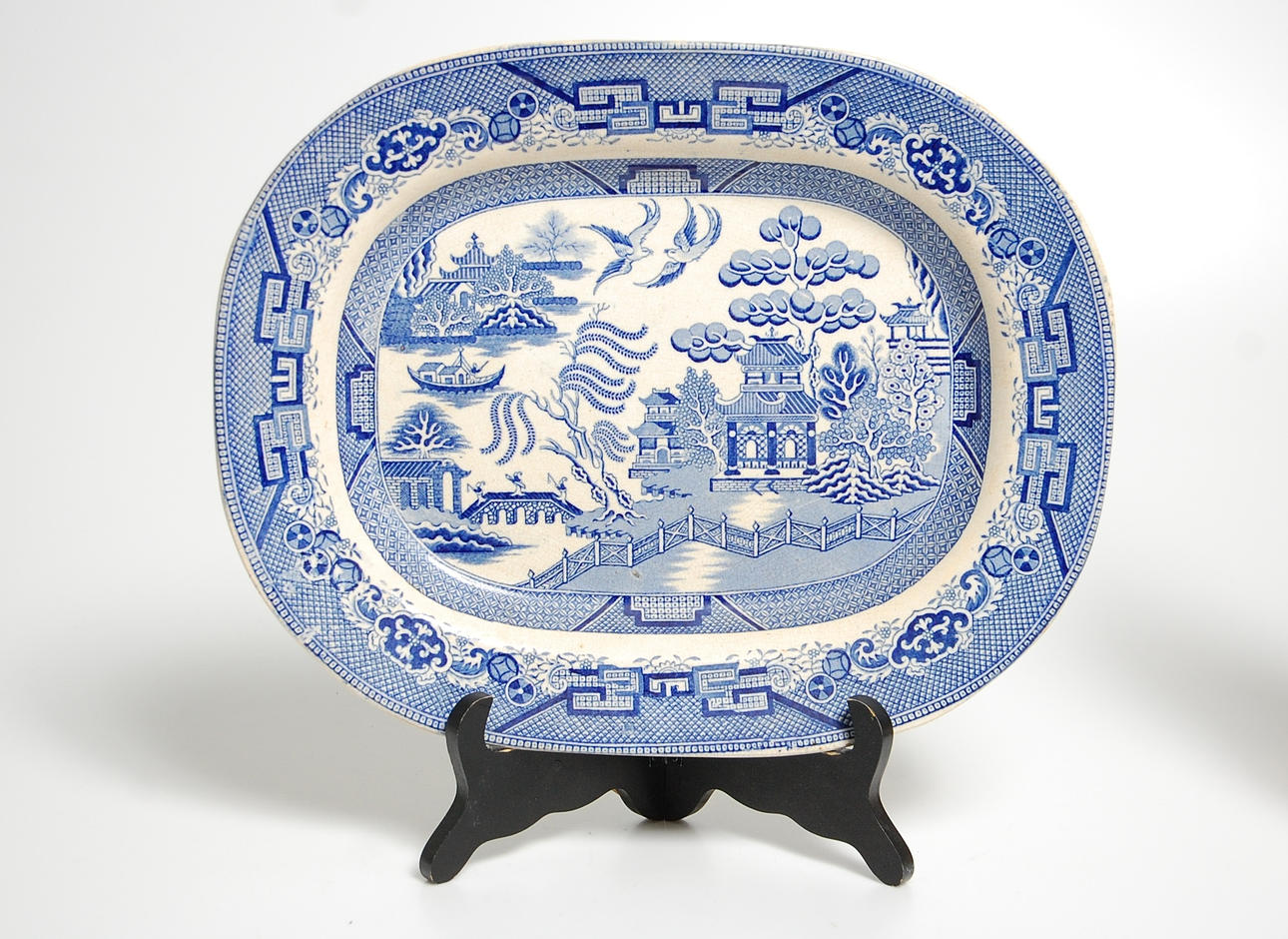 Frying pan, porcelain Willow pattern.