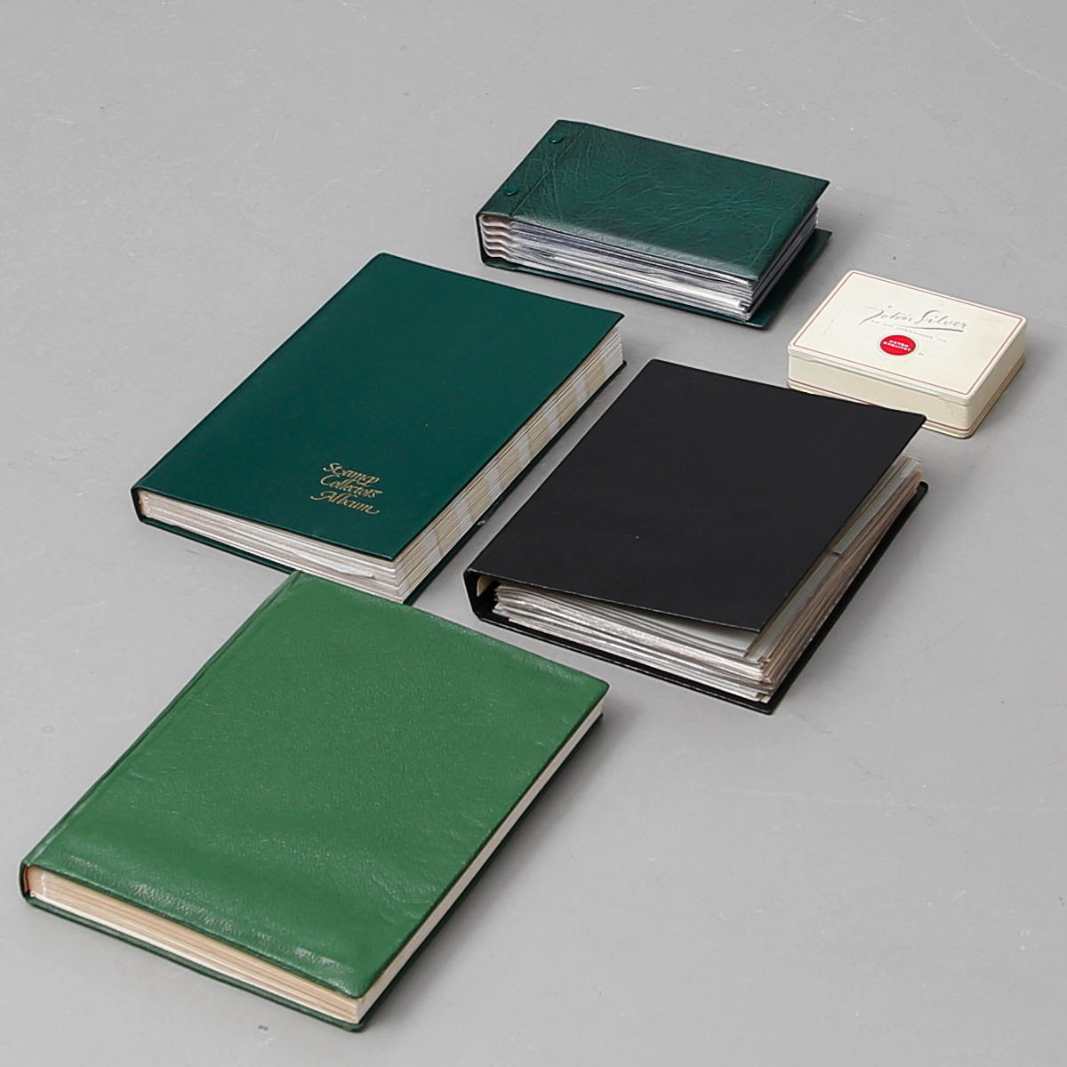 FRIMÄRKEN, Sverige och världen samt förstadagsbrev.