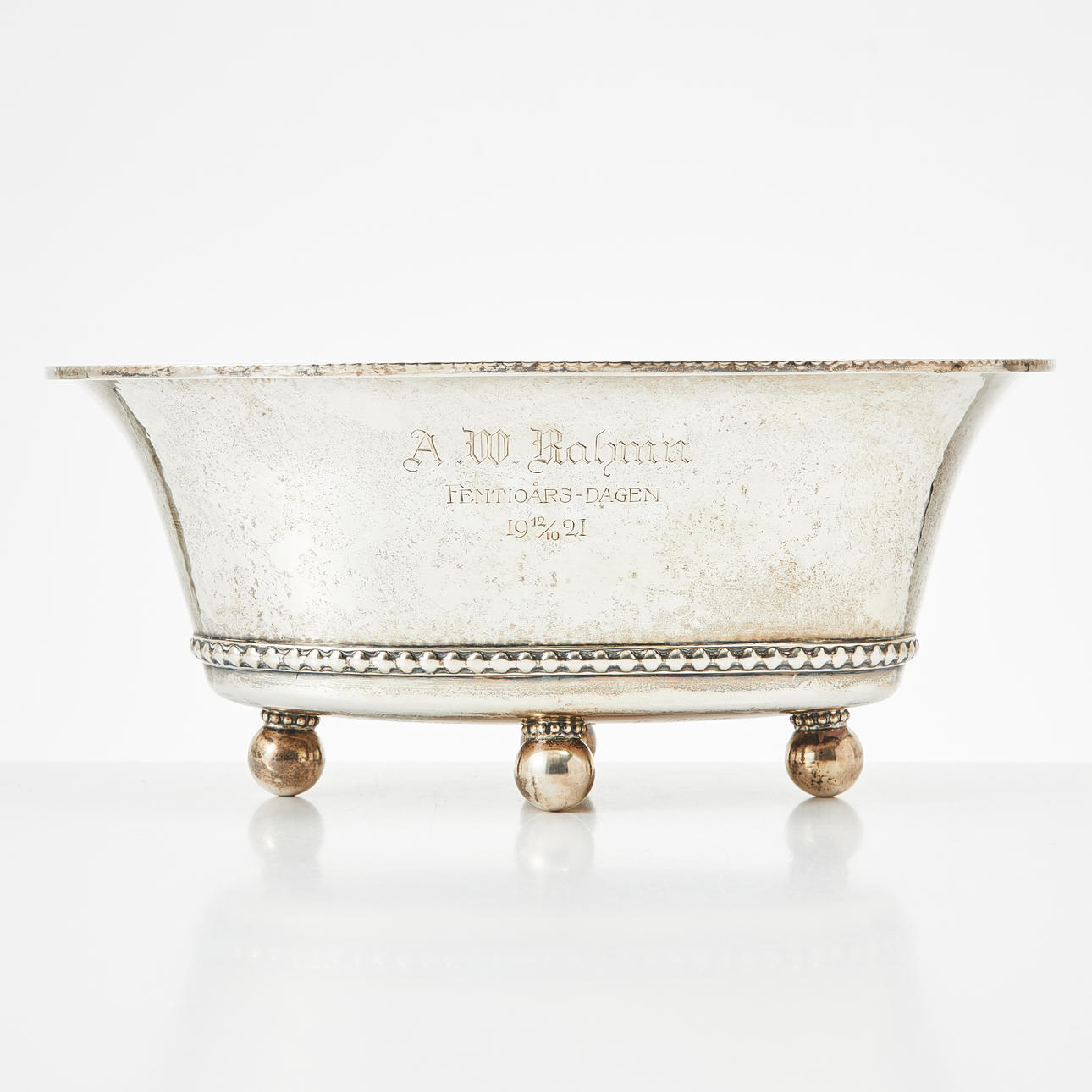 Eine silberne Schale, C.G. Hallberg, Stockholm 1920.