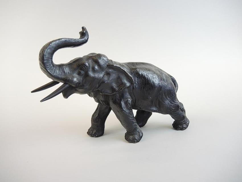 BRONSFIGUR.