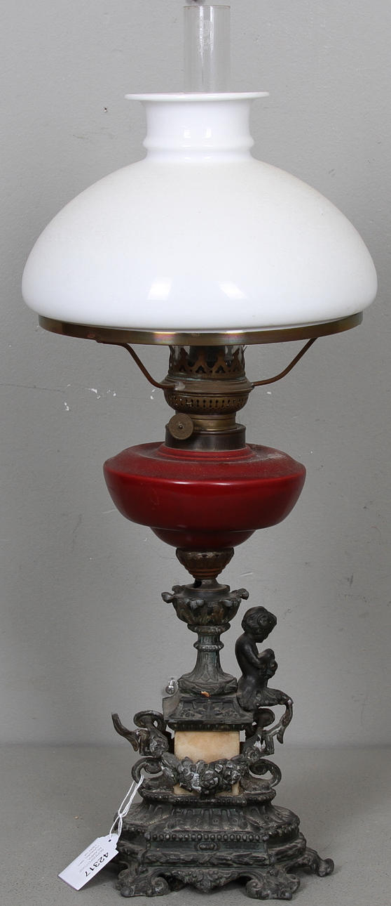 BORDSFOTOGENLAMPA, nyrokoko, sent 1800-tal.