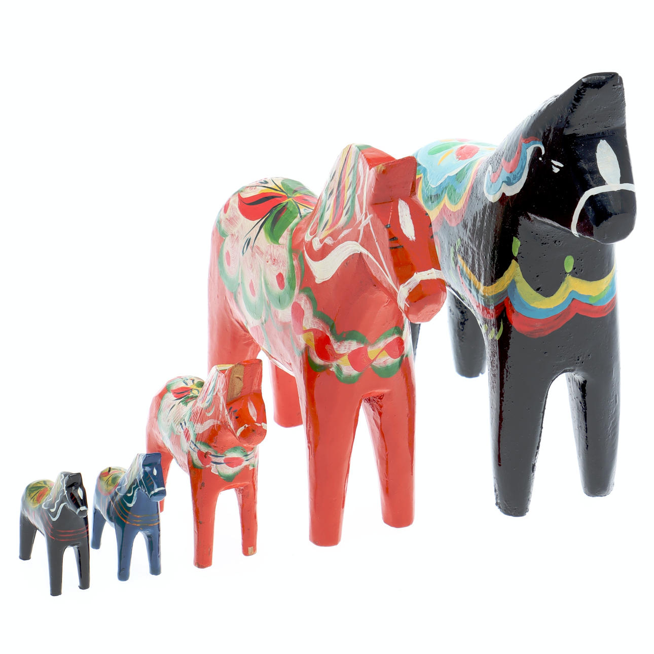 DALAHÄSTAR, 5 st, målat trä.