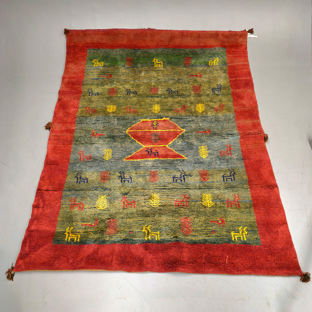 GABBEH RUG WOOL RUG.
