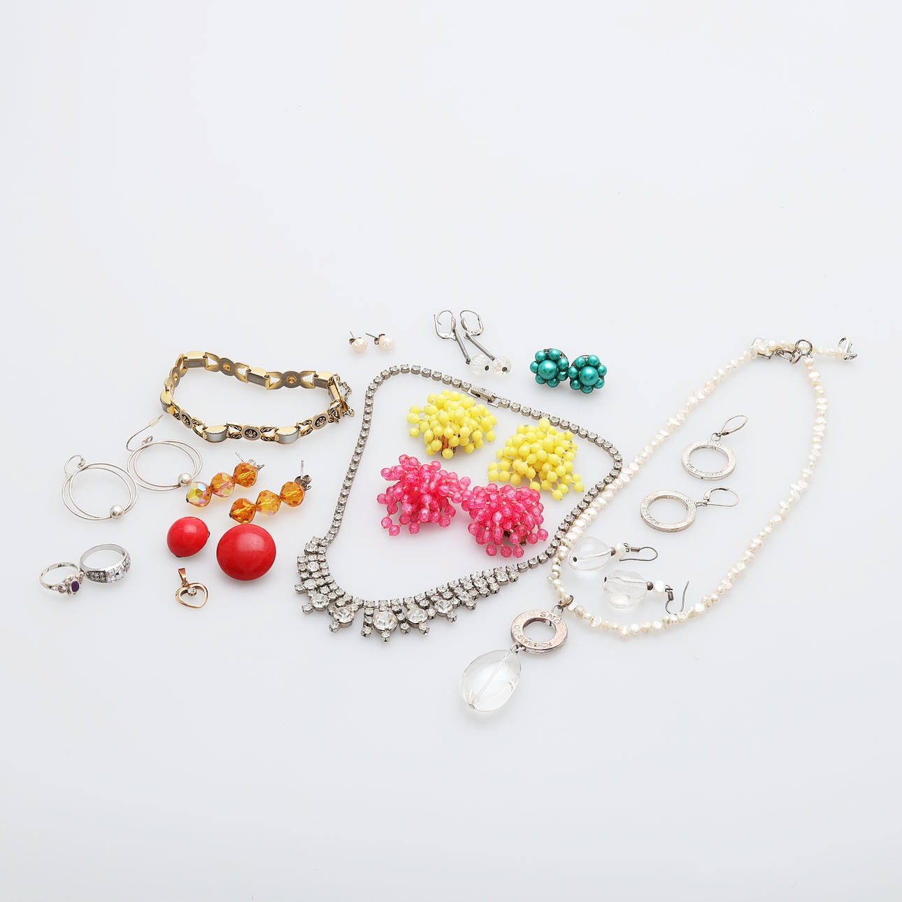 BIJOUTERIER, Parti, delvis silver.