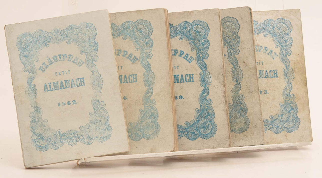 BLÅ-SIPPAN PETIT-ALMANACH. Årgång 1862, 1866, 1869, 1872, 1873, Fem originalhäften.