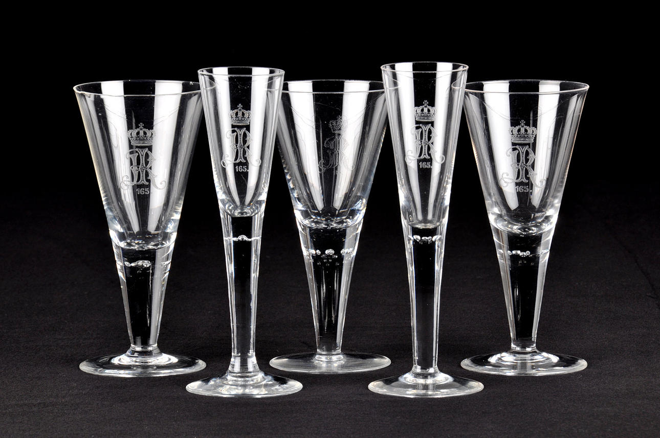 5. HANOVERIAN INFANTRY REGEMENT 165, samling om 5 st graverade glas.