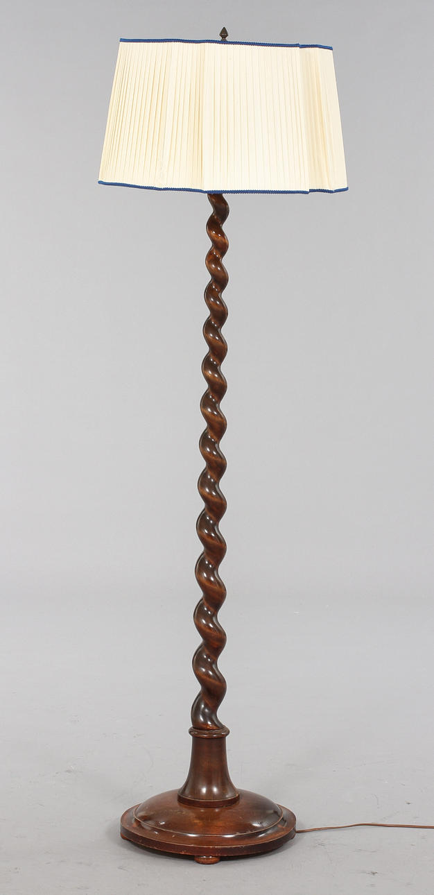 LATTIAVALAISIN, 1900-luku.