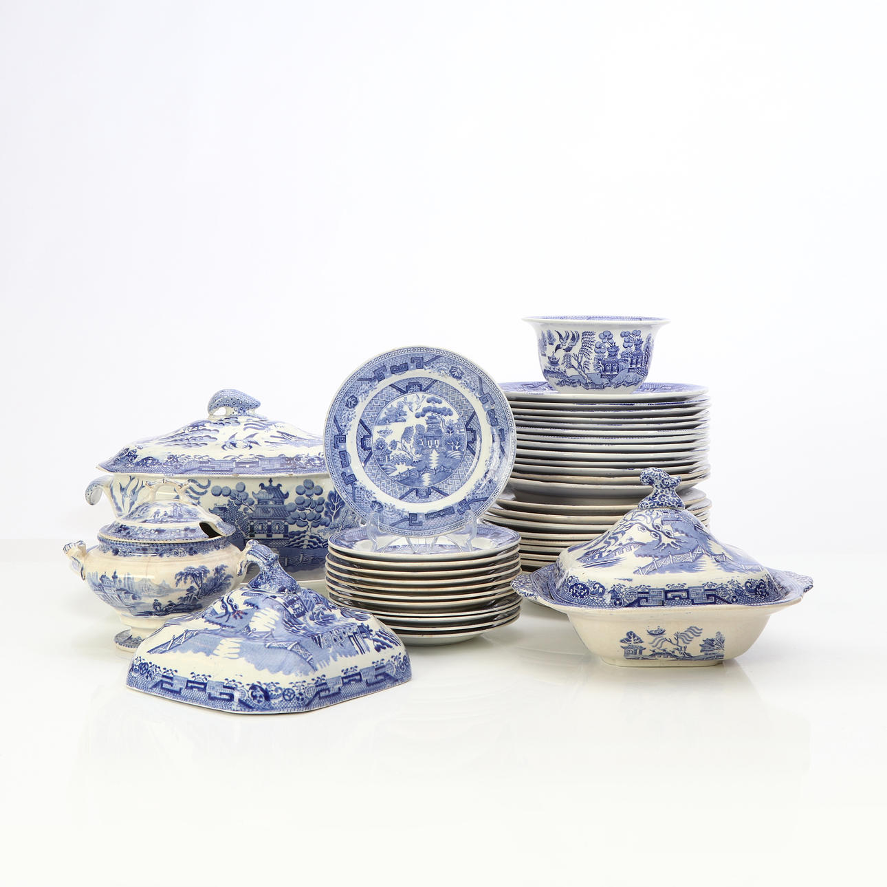 A set of 41 +1 'WILLOW' DINNERWARE PARTS, including Gustavsberg and ...