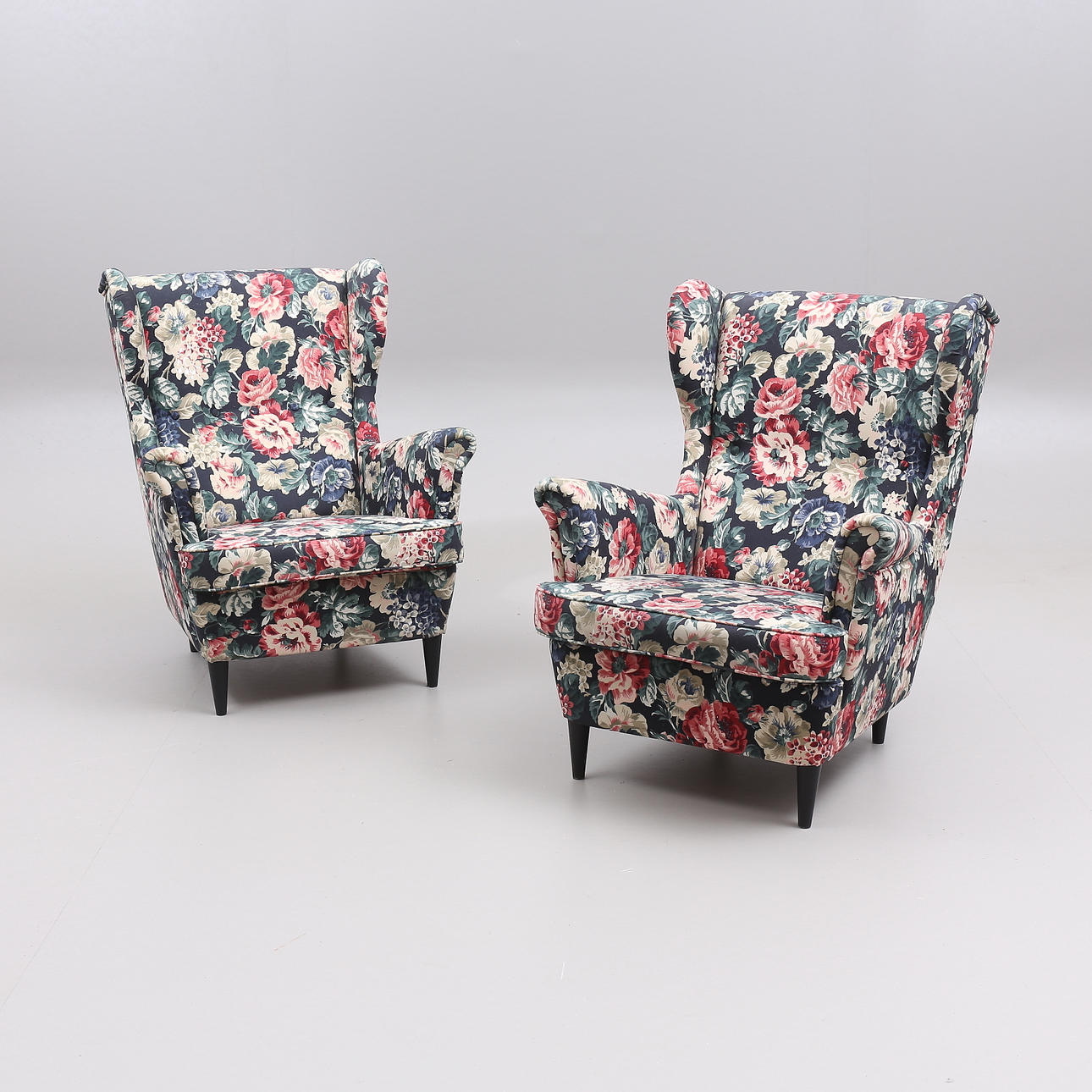 Ein Paar Blumensessel „Strandmon“, IKEA.