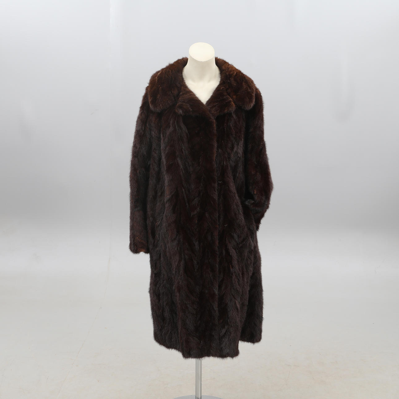 ABRIGO, piel, visón.