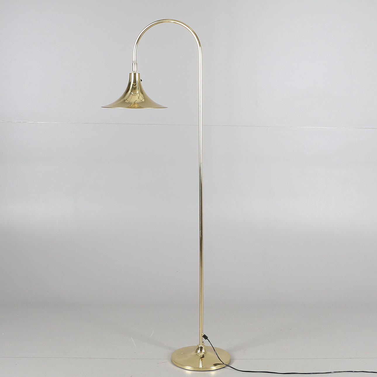 GOLVLAMPA, mässing, Elit, typ 298, 1900-talets senare hälft.