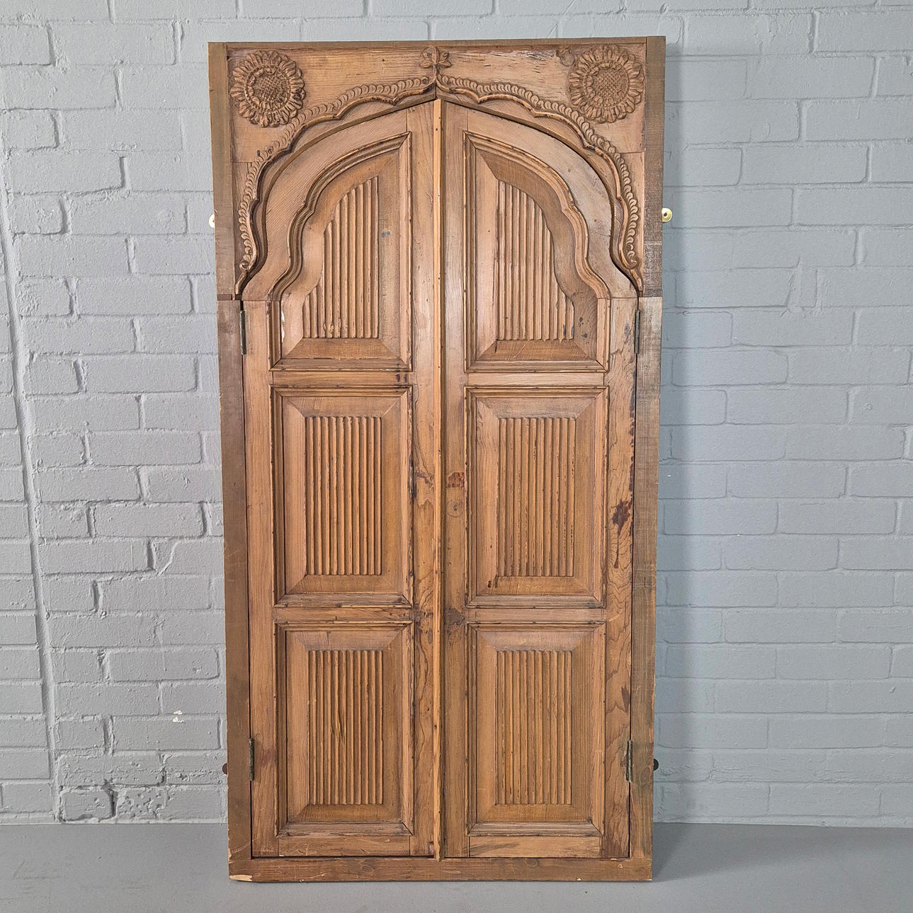 PUERTAS DE ESTILO INDIO.