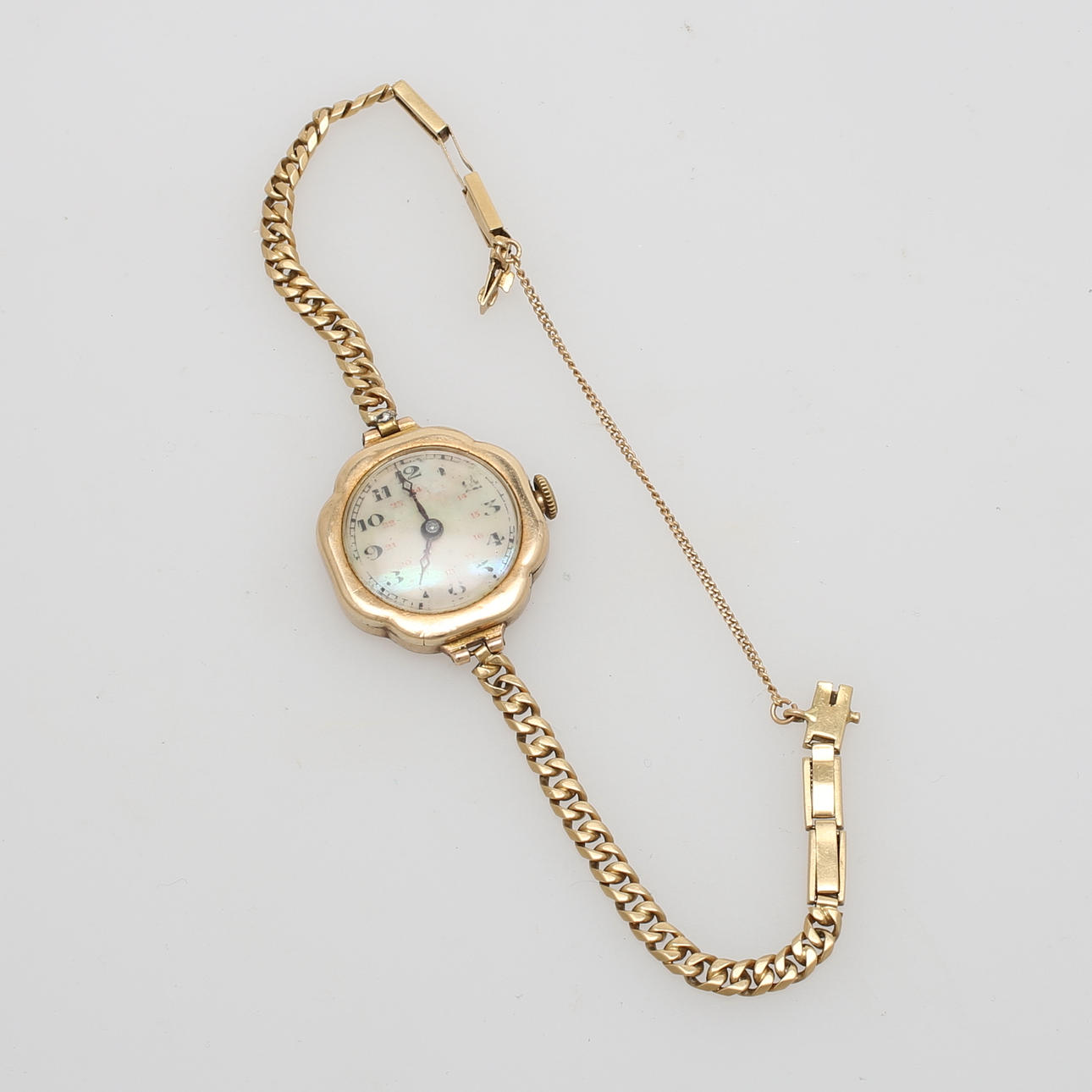 ARMBANDSUR, dam, armlänk guld 18 K, boett troligen guld 14 K.