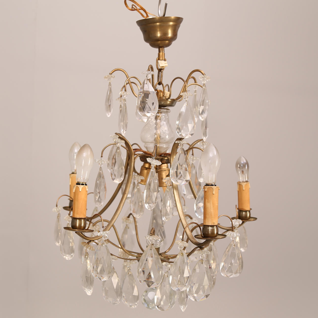 TAKARMATUR, mässing/prismor, 5-armad, komplett, 1900-tal.